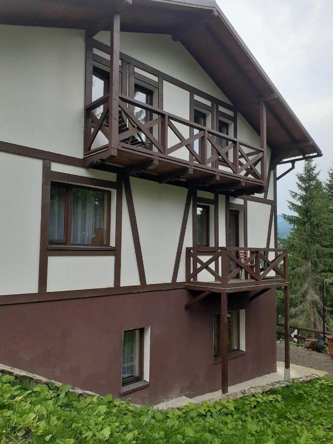 Біла Хата Appartement Iltsi Buitenkant foto