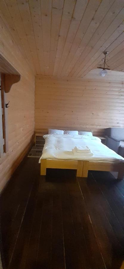 Біла Хата Appartement Iltsi Buitenkant foto